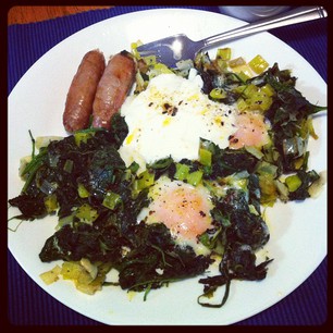 Sunday breakfast: Skillet-Baked Eggs w/ Spinach, Yogurt, & Spices Butter. YUM.