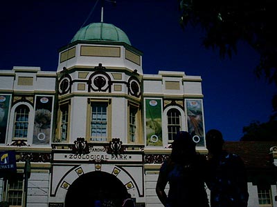 Entrance to Taronga Zoo