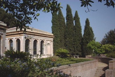 Vignola's aviary