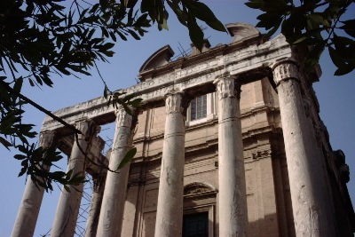 Temple of Divus Antoninus and Diva Faustina