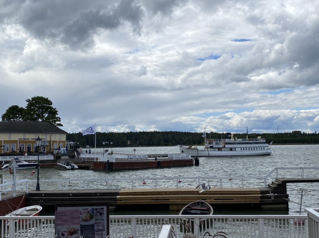 SS Ukkopekka leaving Naantali