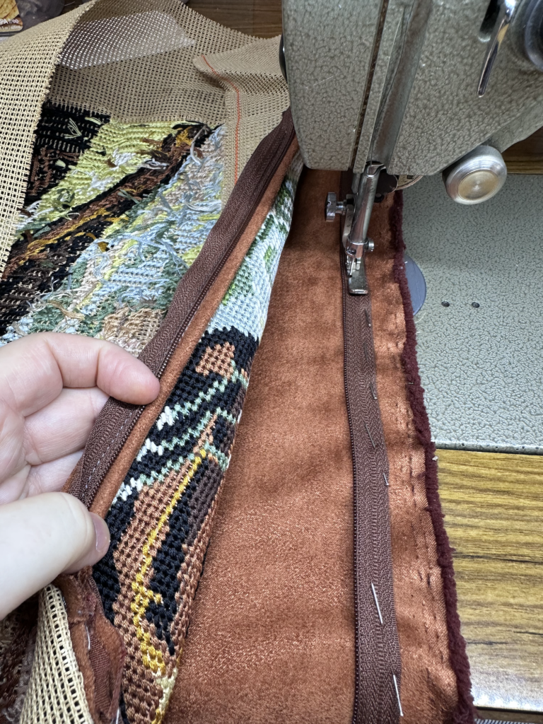 Sewing the zipper