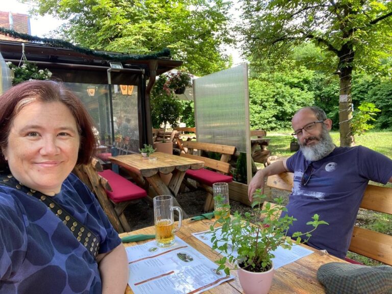 Sun came out so we went for a wander. We’re debating whether this counts as a true biergarten, but they call it that on the signage so I’m going with it. 🍻 (2021 Biergarten count: 11)