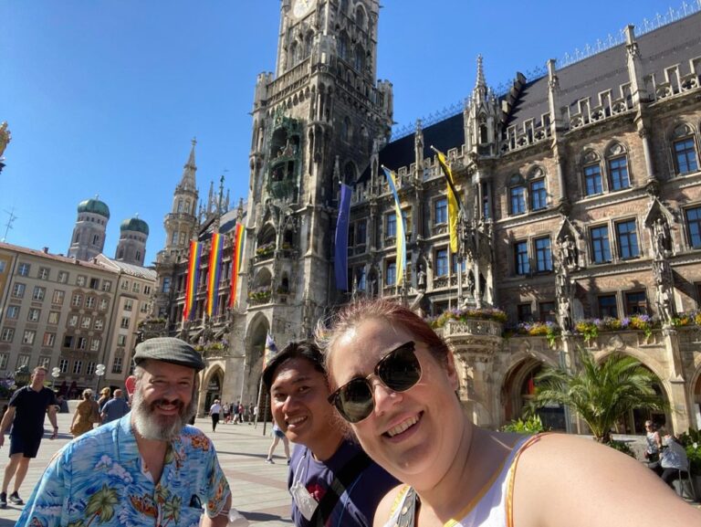 We made it back to Munich just in time to sync up with @thatguynamedlud  on his fabulous Euro trip! ❤️🍻☀️