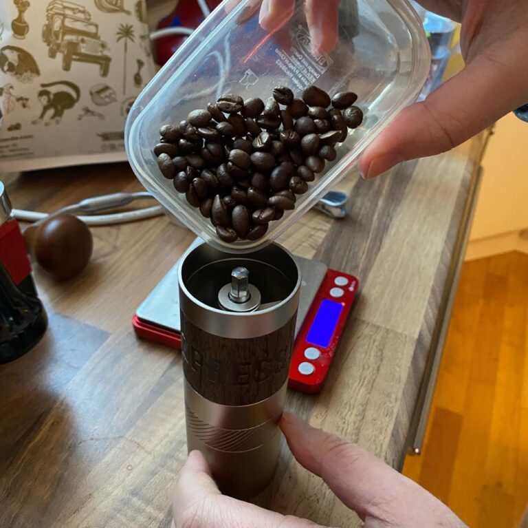 The Snook has finally leveled up his coffee game with a fancy hand grinder. Trying it out with Aeropress ahead of our last trip of the year… ☕️