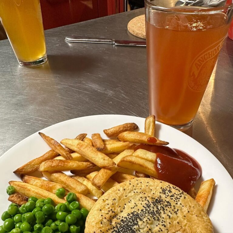 Friday night in Chippendale - meat pie, chips, peas, and a craft beer! 🍺