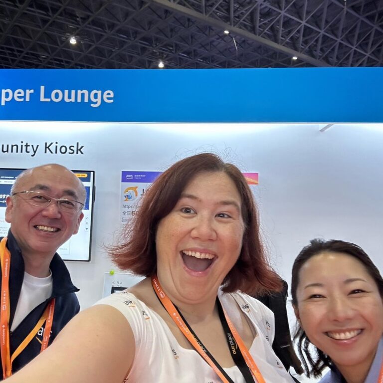 Some of the many fun selfies and photos I captured today at the AWS Summit Tokyo! The highlights were definitely meeting AWS VP of CX & Tech Francessca Vasquez (finally!) and posing with Shun Yoshie, probably the coolest AWS Hero in the world. 🤘🇯🇵

 #aws #summit