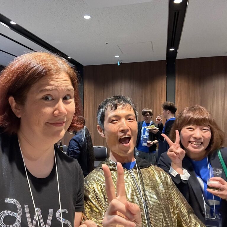 Thank you to the AWS Community in Japan for inviting me to speak at the Community Leaders meetup today! (And to my wonderful translator Shoki Hayasaki, who helped me to communicate.) You are all incredibly inspiring to me! 🇯🇵❤️🙌