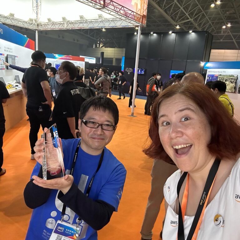 Some of the many fun selfies and photos I captured today at the AWS Summit Tokyo! The highlights were definitely meeting AWS VP of CX & Tech Francessca Vasquez (finally!) and posing with Shun Yoshie, probably the coolest AWS Hero in the world. 🤘🇯🇵

 #aws #summit