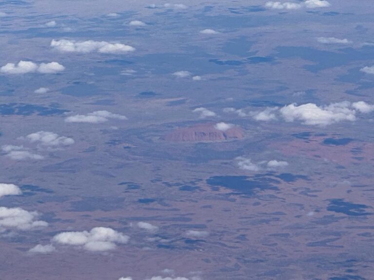 Even though it was a long journey, there were definitely some highlights. It’s always a thrill to spot Uluru from the air, hulking in the desert. There was a spectacular sunset as we left Singapore. And I spotted a giant thundercloud full of lightning as we headed across the Bay of Bengal. ✈️🌅🌩️