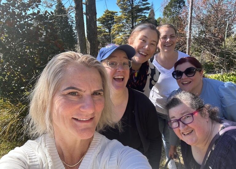 Many thanks to these amazing women for managing to get away at short notice for a weekend of knitting. I needed that! 🧶☀️🌸