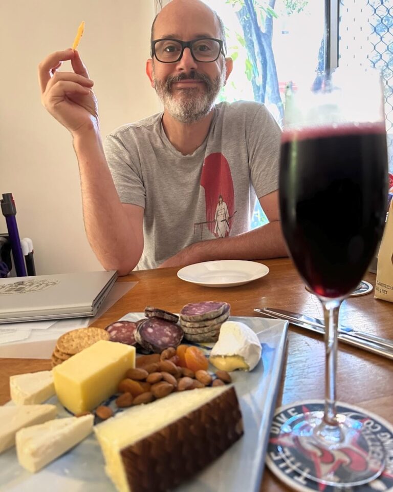 Merry Christmas from Down Under! ❤️🍷🧀