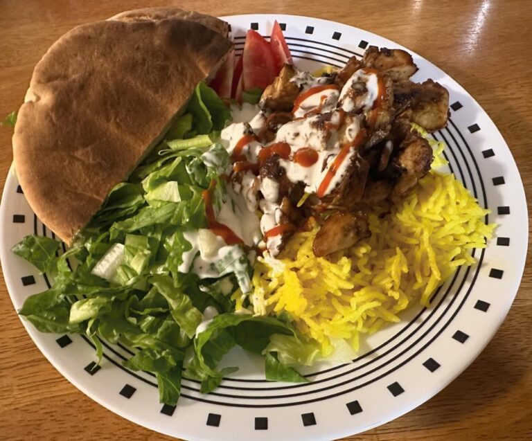 Dinner tonight: @seriouseats Halal Cart-Style Chicken and Rice. Well worth setting off all the smoke alarms!