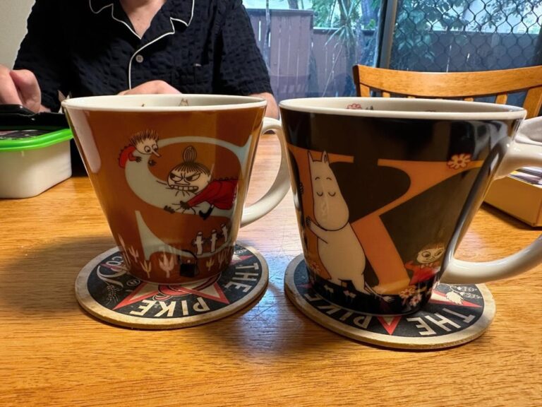 We already have a decent @moominofficial cup collection, but I couldn’t resist two more… for Kristy and the Snook. ❤️☕️☕️