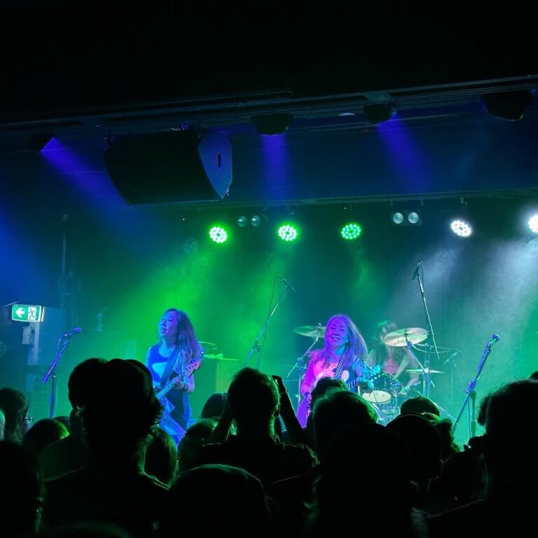 SHONEN KNIFE!!! Basking in absolute joy as a couple 60yo Japanese women (and their younger but still kickass drummer) tore the roof off the Crow Bar. 🎸 I was so happy when they played “Twist Barbie,” but then towards the end they launched into “Buttercup (I’m a Super Girl)” and I lost my damn mind. I first listened to this band in high school, and to finally see them in person was beyond what my 16yo self would have imagined. And we ate some excellent BBQ too. 😂❤️