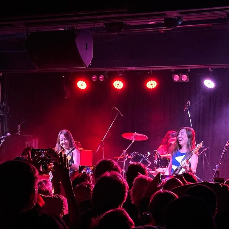 SHONEN KNIFE!!! Basking in absolute joy as a couple 60yo Japanese women (and their younger but still kickass drummer) tore the roof off the Crow Bar. 🎸 I was so happy when they played “Twist Barbie,” but then towards the end they launched into “Buttercup (I’m a Super Girl)” and I lost my damn mind. I first listened to this band in high school, and to finally see them in person was beyond what my 16yo self would have imagined. And we ate some excellent BBQ too. 😂❤️