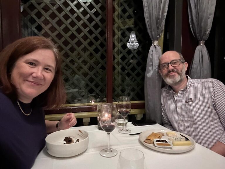 A lovely belated-birthday, early-anniversary dinner at Darleys at @lilianfelsbluemountains. The service was great, as was the food, wine, and view. ❤️