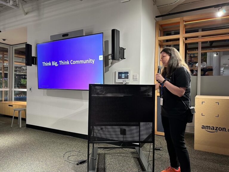 What an amazing day! Thank you to everyone who came along to my Super Session at the @awscloudanz Summit today. My co-speakers Stephen and Adrian did a FANTASTIC job! Other highlights: getting to sit in the @unsw solar car; posing for my long-awaited photo with @xelfer; seeing the packed Community lightning talks; and hosting a gathering of the AWS Heroes, Community Builders, and User Group Leaders. ❤️