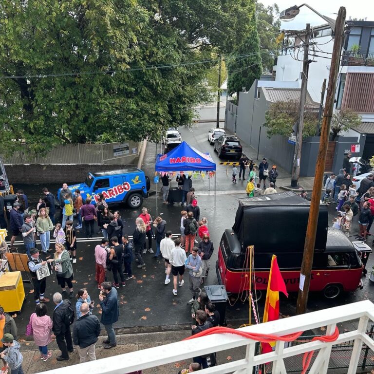 German Cultural Day Festival at the @goetheinstitut_australien in Sydney! Viel Spaß mit Festbier und Brez’n und Musik. ❤️🇩🇪🥨🍻