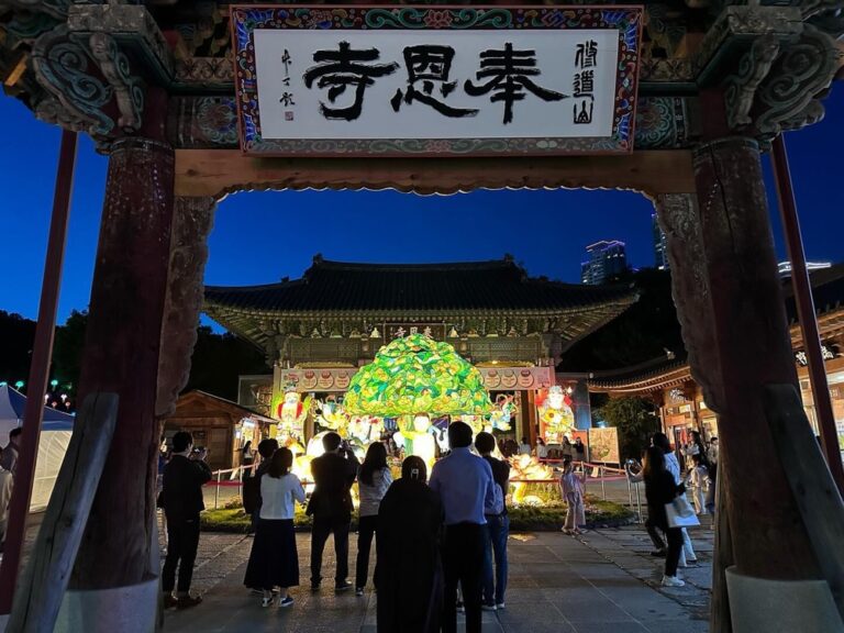 Tomorrow is a Korean public holiday - Buddha’s birthday - so the Bongeunsa temple has a special lantern festival. We went over to check it out at night. It’s so beautiful! For a donation, you can make a wish for your family that is hung from one of the lanterns.