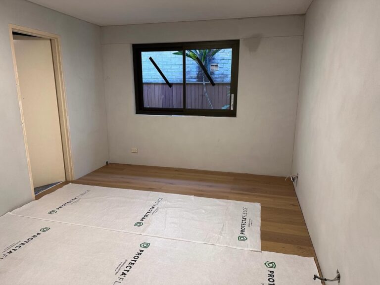 Week 16: The floor is going in! Really loving the warm colour and the wide boards. The final window trims will be going in soon, and the cabinetry will be kicking off. We had some fun picking paint and upholstery colours, and thinking about how the curtains will work… #renovation 🏠