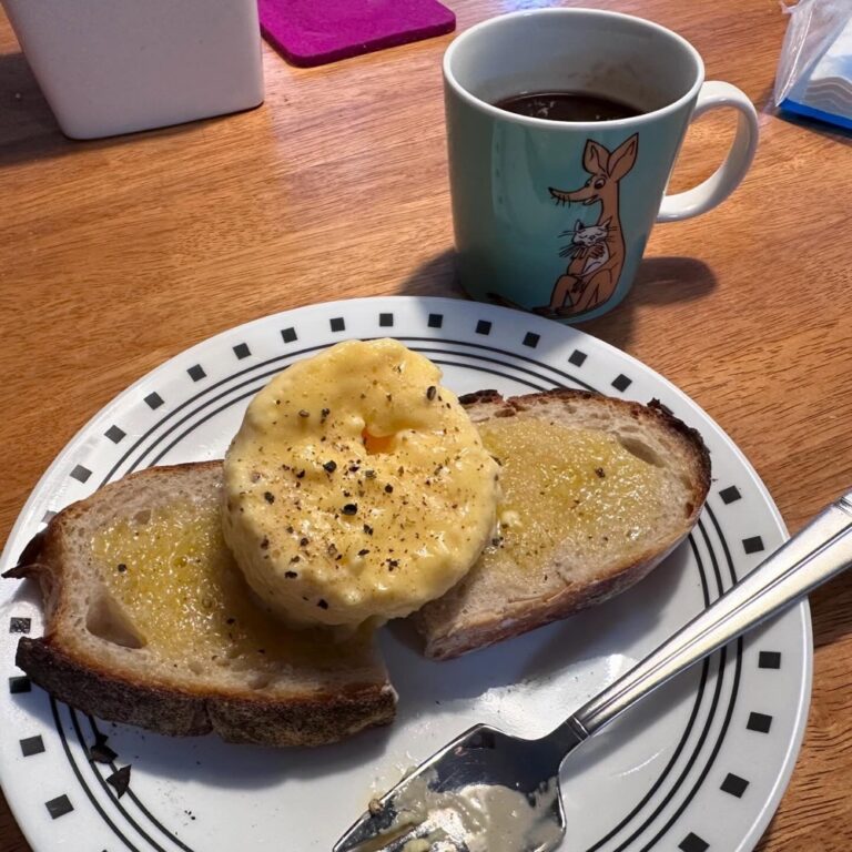 “Huevos al vapor” - I made @kenjilopezalt’s “steam eggs” using the Snook’s espresso machine steam wand. Yes, I managed to gunk up up the wand and I’ll have to figure out how to de-egg it. But wow, texture on these is *lovely*, and it took less than 1 minute. 😍🥚