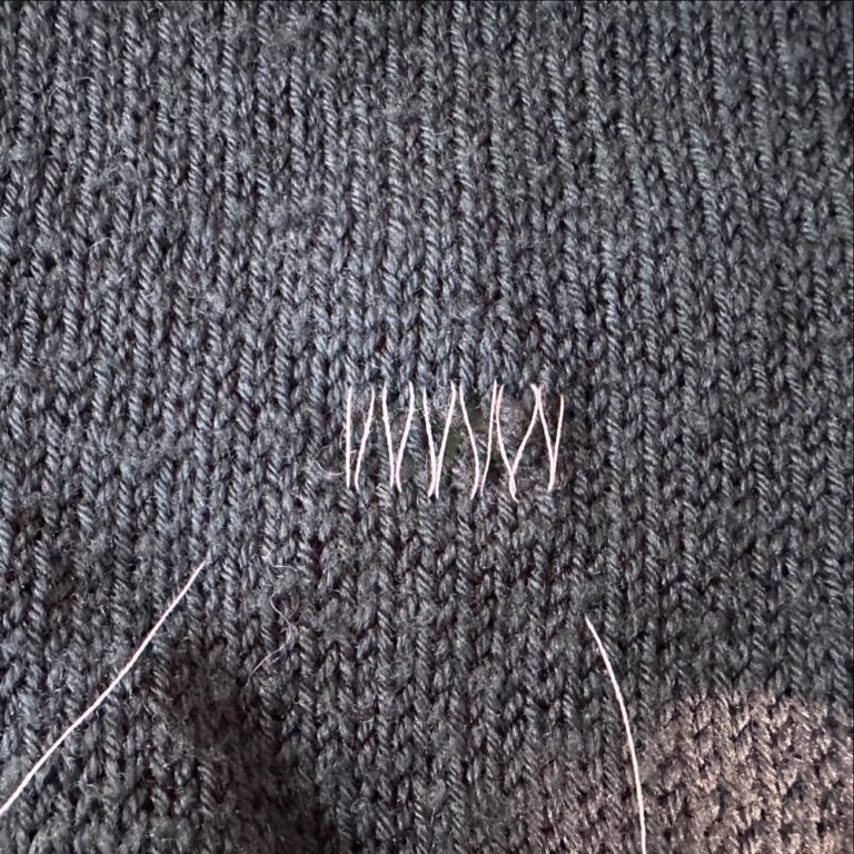 Mending day! A couple of our jumpers had worn holes and needed fixing. I’ve watched heaps of those videos of invisible darning, so I gave it a shot. I used sewing thread to provide a scaffolding and then Swiss darned over the top. Very pleased with the results! Hardly noticeable. 😍🧶