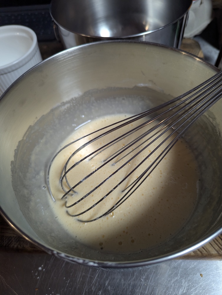 Whisking eggs, sugar, cornflour