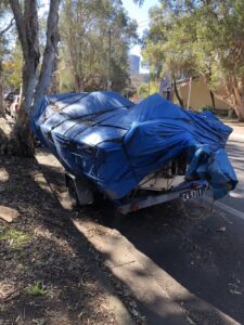 This junky boat has been sitting in this exact spot on Wilson St. for literally 6+ years. I always wonder why @cityofsydney hasn’t towed it away... https://t.co/2MkYluyqEw