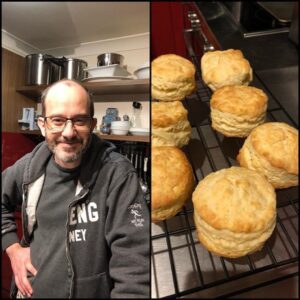 TFW you get home after a 9hr redeye flight and discover someone got up early to make you biscuits. ❤️ https://t.co/FlHCqpCV4n https://t.co/ENSQzY3UZB