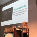 Oh wow. Real-time performance metrics inside your IDE to help you write better queries... @peggyrayzis giving us a sneak peek! #wds18 https://t.co/CaEu6CYNeI