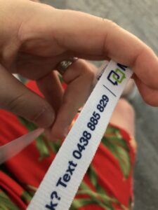 @mikefrontenddev @webdirections It IS on the lanyard! #wds18 https://t.co/hqiTEARafj