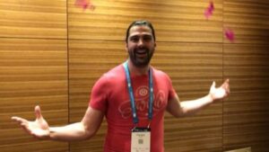 It’s @philnash and it’s raining hair bands at the @twilio booth! (FANTASTIC SWAG! 💯) #yow18 https://t.co/FBBc4rkdC0 https://t.co/j82sJ10zAZ