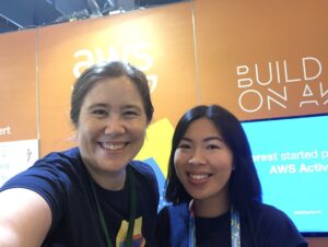 Want to talk about building your startup on AWS? Come talk to Mary and me at the @AWSstartups booth (C49)! #startcon https://t.co/hyXOn5OYtT