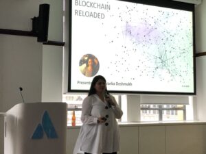 Learning all about blockchain from Priyanka. She’s doing such a great job!! #ggdsyd https://t.co/0tD9KI9u0m