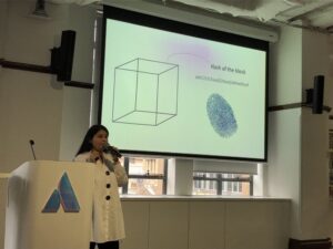 Learning all about blockchain from Priyanka. She’s doing such a great job!! #ggdsyd https://t.co/0tD9KI9u0m