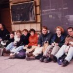 @minxdragon Camping on the sidewalk for tickets to the London previews, 1998. I'm third from the left. ❤️ https://t.co/YgztW8dsBf