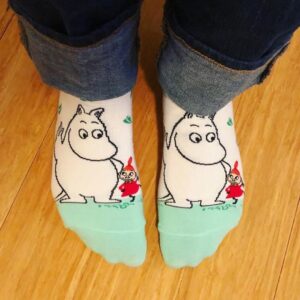 Thank you @s.bev for my lovely new Moomin socks!! ❤️🧦 @moominofficial https://t.co/uiaxagHRDm https://t.co/ob1YR8ZyPv