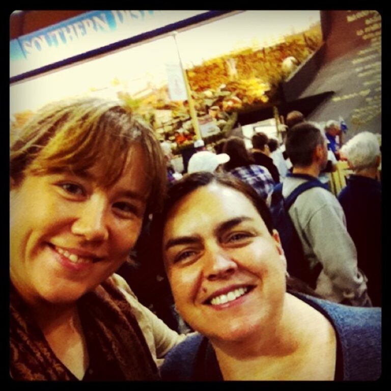 Kylie and I brave the crowds to see giant vegetable displays.