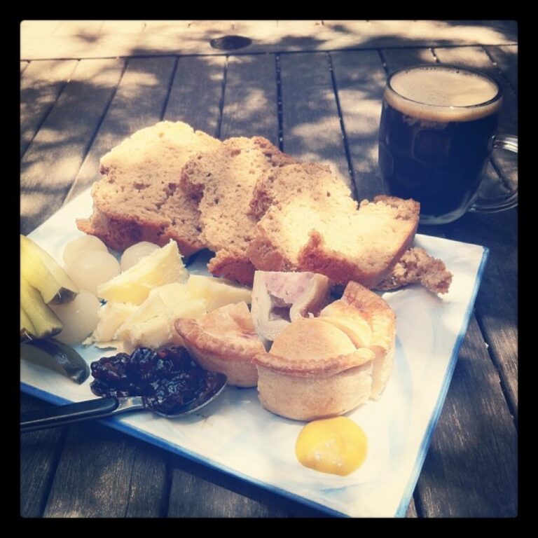 Ploughman's lunch in the sunshine, complete with @the_snook's homebrew.