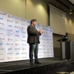 Incident Commanders shouldn’t also be resolvers. If they are the best person to resolve, they should hand off Commander responsibility. As Ron Swanson says, “don’t half-ass two jobs. Whole ass one job.” 👏 @mattstratton #dotcnz #dotc19 https://t.co/TzwEigC3Vc