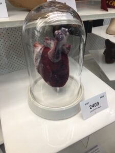 A felted human heart. https://t.co/6QdW5cREtd