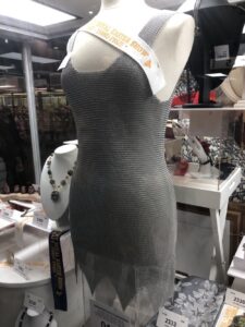 More chain mail in the form of a sexy dress. https://t.co/5flB3XNJ79