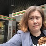 Both @gilmae and @the_snook informed me that the choc chip cookies at the 7-11 near the QVB “have gone viral” on the /r/sydney subreddit. I had to investigate. https://t.co/lHdi3s6pdI