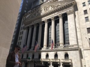 Exploring Lower Manhattan. We visited A.Ham and Eliza 😭 at Trinity Church, Federal Hall, the NYSE, and the 9-11 Memorial at the World Trade Center. https://t.co/28xUo5qIMw