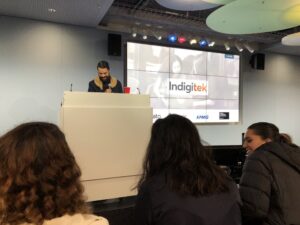 Big crowd as Liam kicks off tonight’s @indigitek meetup at Google. Can’t wait to hear @celestecarnegie from @GirlGeekAcademy share her story! 👏 #indigitek https://t.co/Rj6t2LZR1g