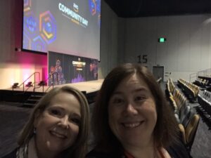 Next up is Jill from @newrelic and Ashima from @Telstra talking about creating more perfect software together... #AWSCommunity (I snuck a selfie with Jill this morning!) https://t.co/2jrnf7tJ0H