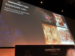 MOAR CREEPY CATS. 🙀 @minxdragon #AWSCommunity https://t.co/RoBiFt3jHo