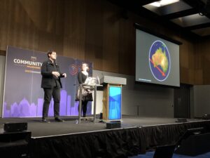 Really excited to see @parisba and @TheMartianLife talk about self-driving cars... and Tasmania. 😂 #AWSCommunity https://t.co/hcA5JubErN