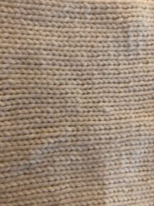 Hey knitting friends! Got a few minutes to help me out with a project? I need photos of swatches - preferably stockinette, garter, seed, and moss stitch, like these. You can email them straight to me. DM and I'll hook you up with the address! 🙏 https://t.co/kAtAlQvylr